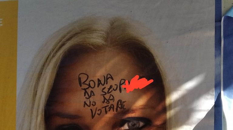 Sant’Anastasia, manifesto imbrattato con frase sessista, solidarietà sul web alla candidata Giliberti
