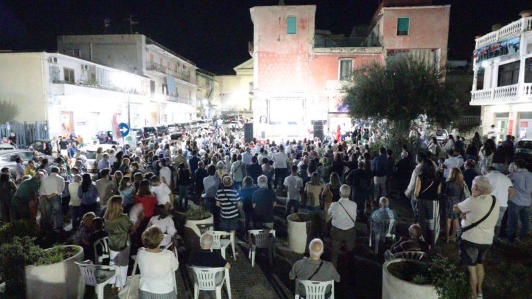 Sant’Anastasia, Iervolino chiude la campagna elettorale con Maraio e Ruotolo: «Dopo di me solo cattiva amministrazione»