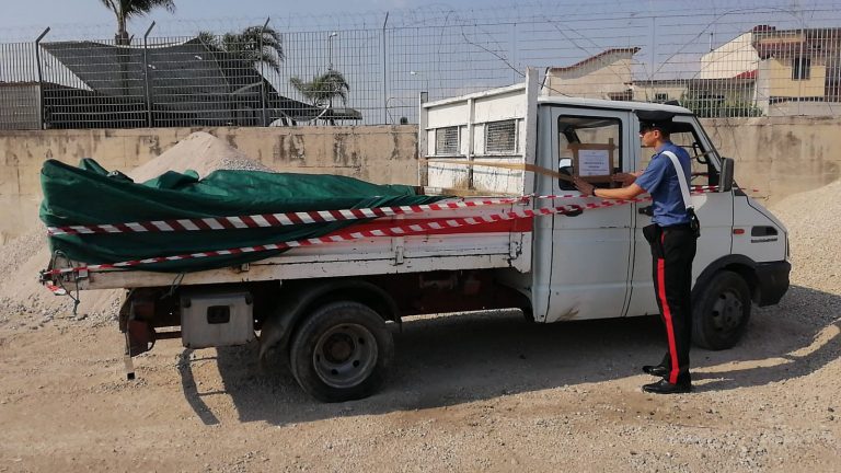 Afragola, sicurezza ambientale: Carabinieri sequestrano due mezzi e denunciano un uomo