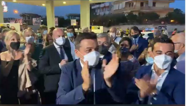 Ballottaggio: stravince Del Mastro, il candidato di M5S e PD