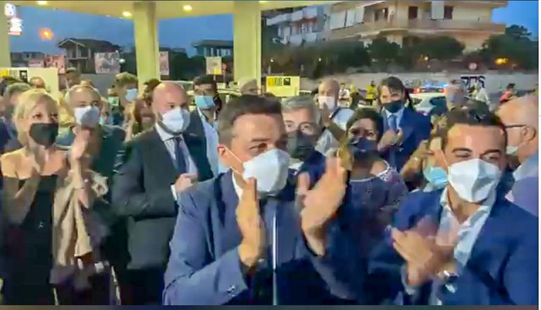 Pomigliano, governo più forte e Del Mastro vola: “Cambiamo”. Romano: “Non sono Lello Russo”