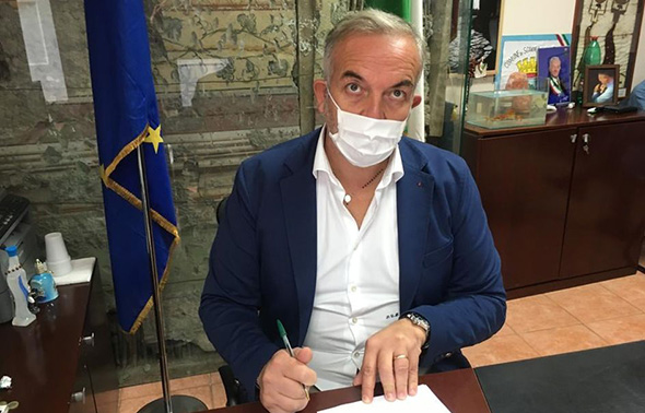 Somma Vesuviana, il sindaco Di Sarno firma l’ordinanza che proroga la chiusura delle scuole fino al 7 dicembre