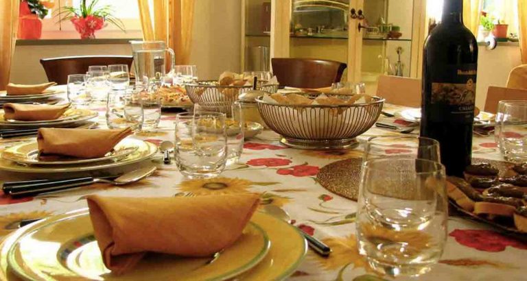 VinGustandoItalia, il pranzo domenicale a Napoli