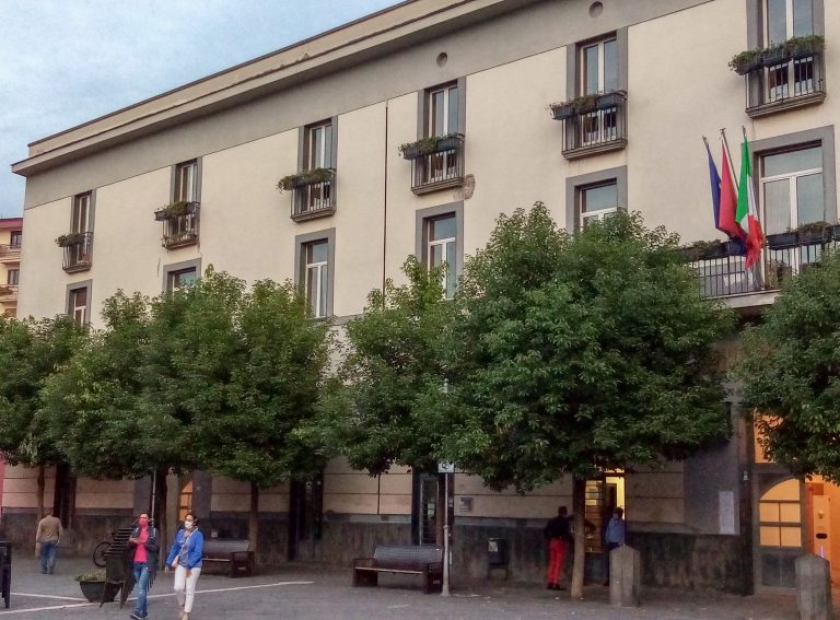 Pomigliano, la bufala della scheda già votata. Il comandante: “Caso inesistente”