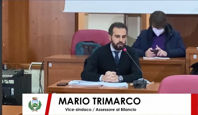 Sant’Anastasia, in Consiglio l’assestamento di bilancio, si astiene il Pd, votano contro Popolari e Riformisti