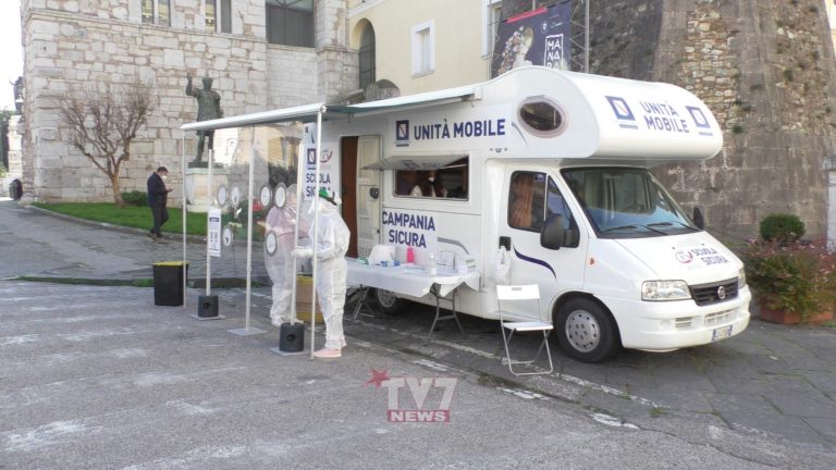 Somma Vesuviana, il Truck fa tappa a S. M del Pozzo: i medici sommesi in prima linea contro il covid