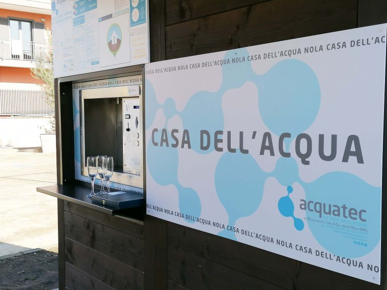 Nola, inaugurata la prima casa dell’acqua per limitare il consumo di acqua imbottigliata in plastica