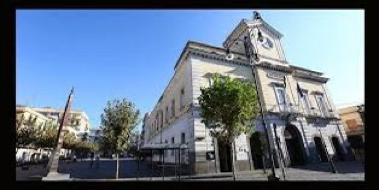 Boscoreale, report Covid-19: impennata di contagi. Chiusi alcuni plessi scolastici