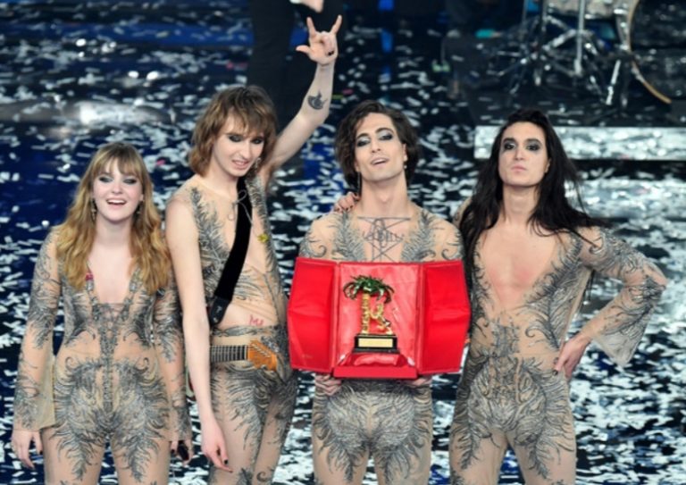 A Sanremo a sorpresa trionfa il rock e i Maneskin tornano a casa con la vittoria
