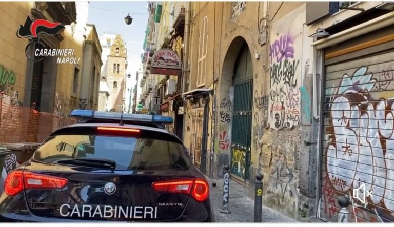 Napoli, duro colpo al clan “la paranza dei bambini”: 21 arresti
