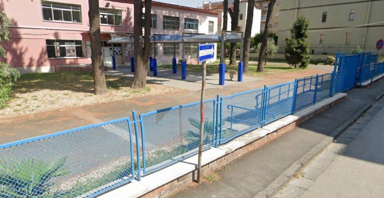Pomigliano, il Covid corre tra i bimbi delle scuole. La preside: “E’ la prima volta”
