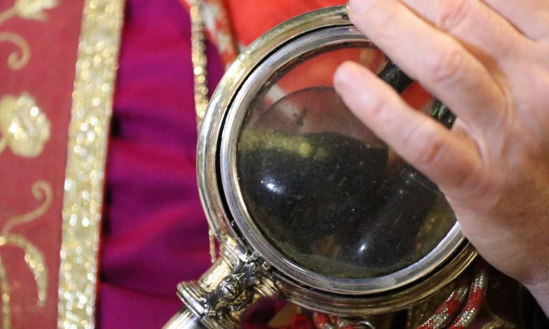 Napoli, niente il miracolo di maggio : il sangue di San Gennaro non si è sciolto