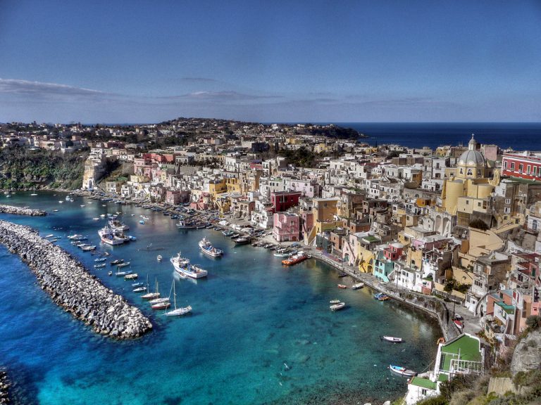 San Giorgio a Cremano e Procida uniti da Massimo Troisi