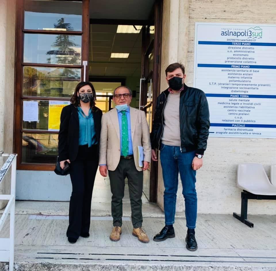 Sant’Anastasia, il sindaco Esposito e l’assessore Giordano (Salute Pubblica): «Tutti i servizi Asl nel nostro Comune»