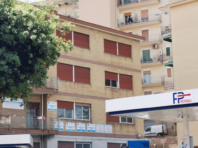 Somma Vesuviana, inibito ad horas l’uso del plesso del Liceo “Torricelli” di via Aldo Moro