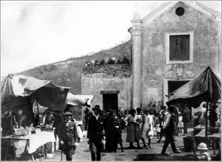 Somma Vesuviana, la storia attraverso la lettura di documenti del passato: la chiesa di S. Maria a Castello