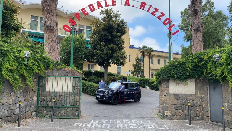 Ischia, clienti di un hotel intossicati dopo cena di Ferragosto