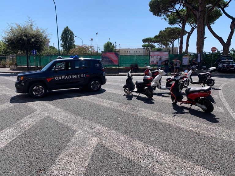 Torre del Greco, bici e monopattini elettrici nel mirino dei carabinieri: sequestrate 10 bici modificate