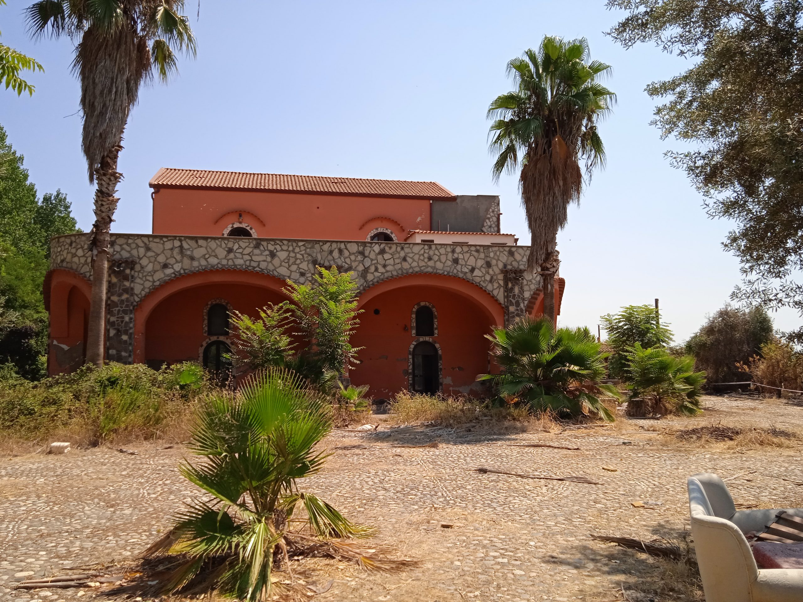 l'ex agriturismo dei Pellini da restituire