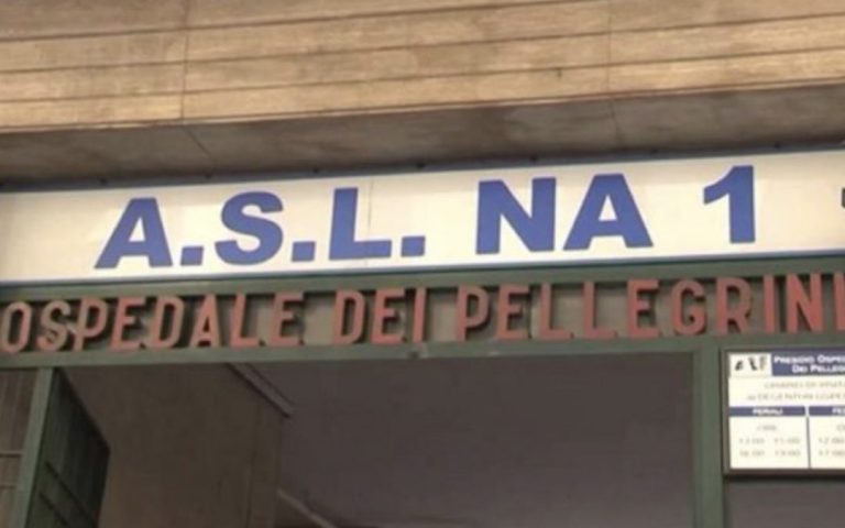 Asl Napoli sospende 59 medici e infermieri No-Vax