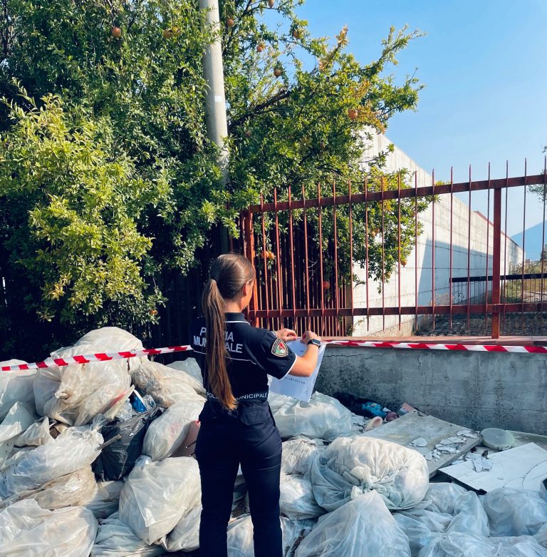 Blitz della municipale, sequestrata un’altra bomba ecologica