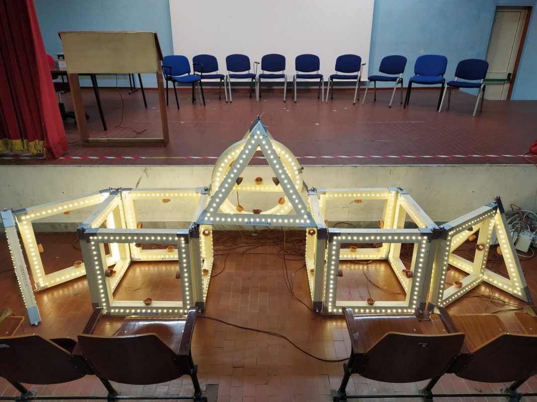 Il Casamale illuminato a Led, il Majorana dà nuova luce al rione