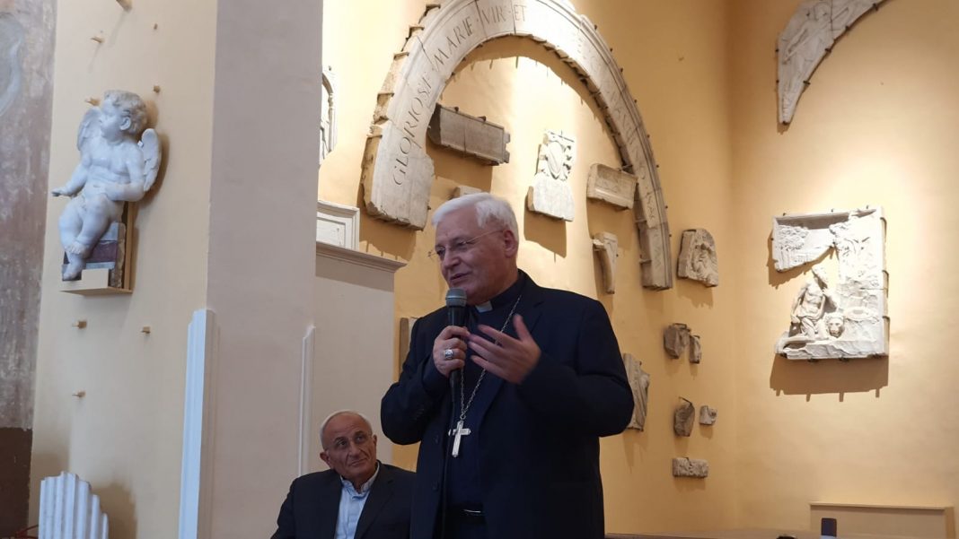 Il dolore del vescovo dopo la sparatoria a Sant’Anastasia