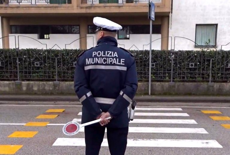Somma Vesuviana, “capace s fanno sul ‘e fessi”