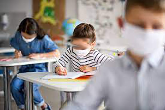 Le nuove regole anti Covid a scuola: in Dad dai tre casi in su e niente quarantena se c’è un solo positivo in classe