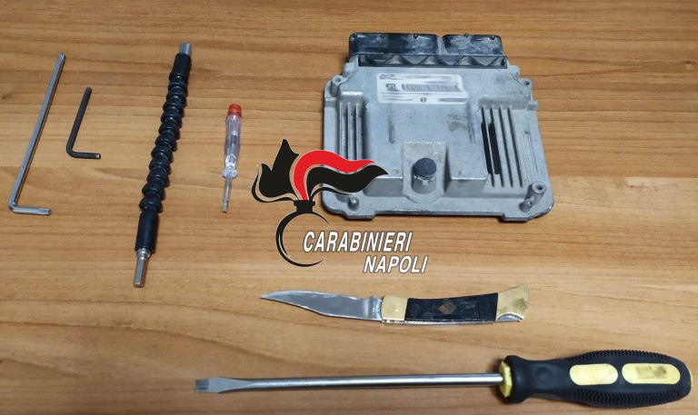 Ercolano, sorpreso a rubare moto e quad in garage e arrestato