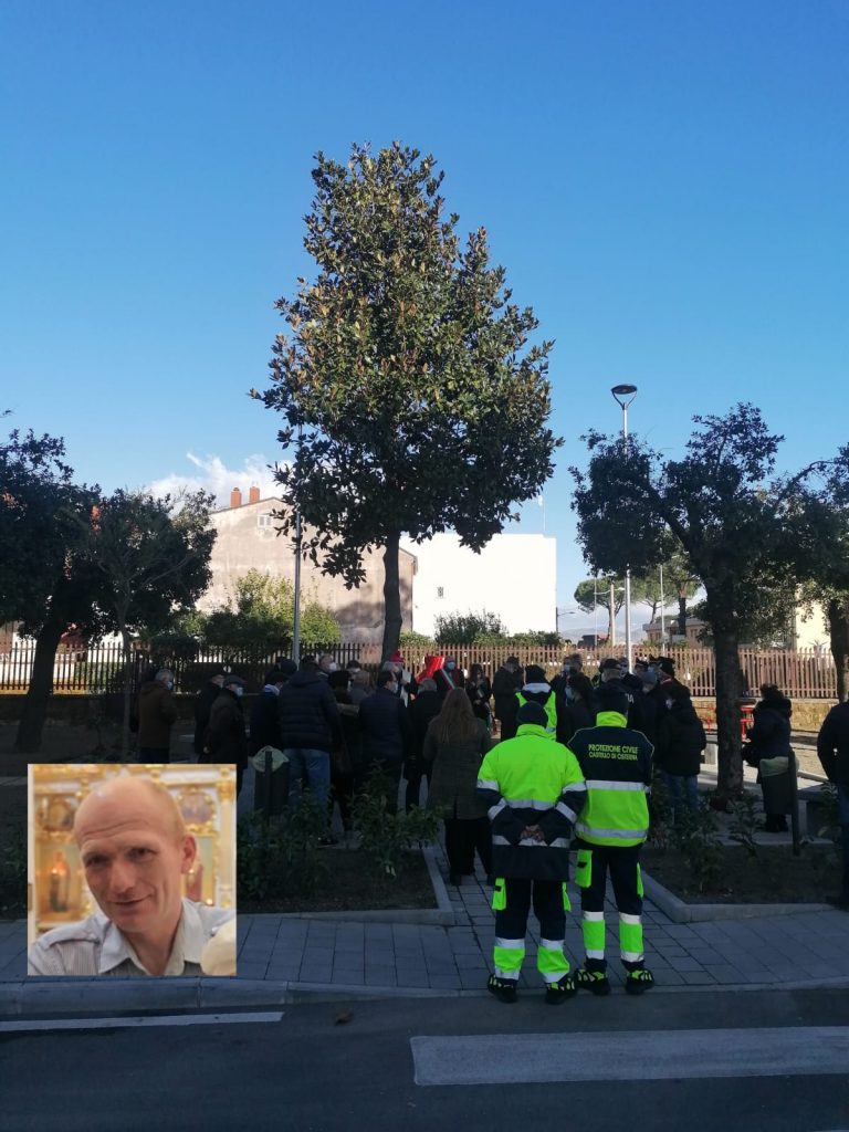 Castello di Cisterna, inaugurato lo slargo ad Anatolij Korol: il tuo sacrificio non è stato vano