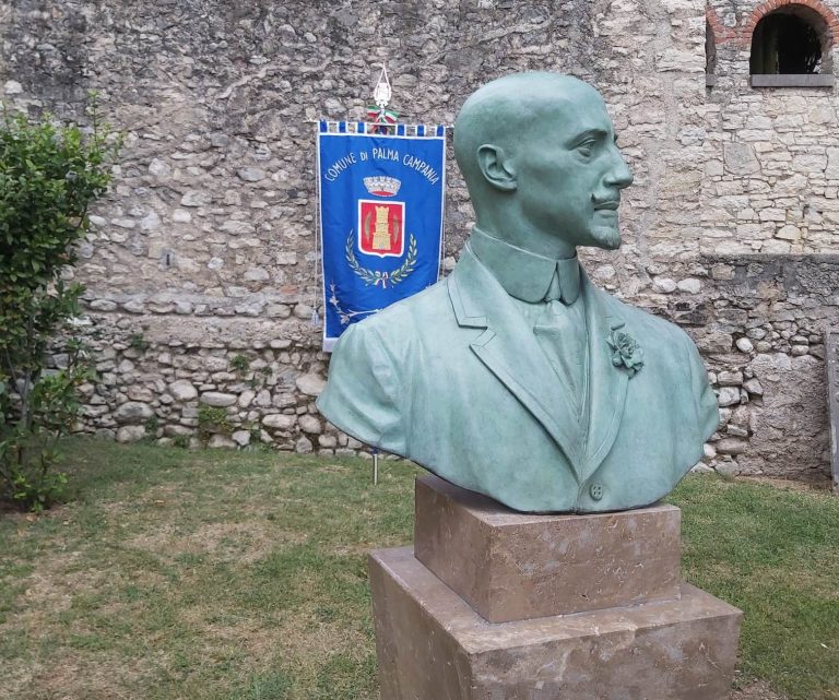 Un D’Annunzio napoletano: Palma celebra il Vate