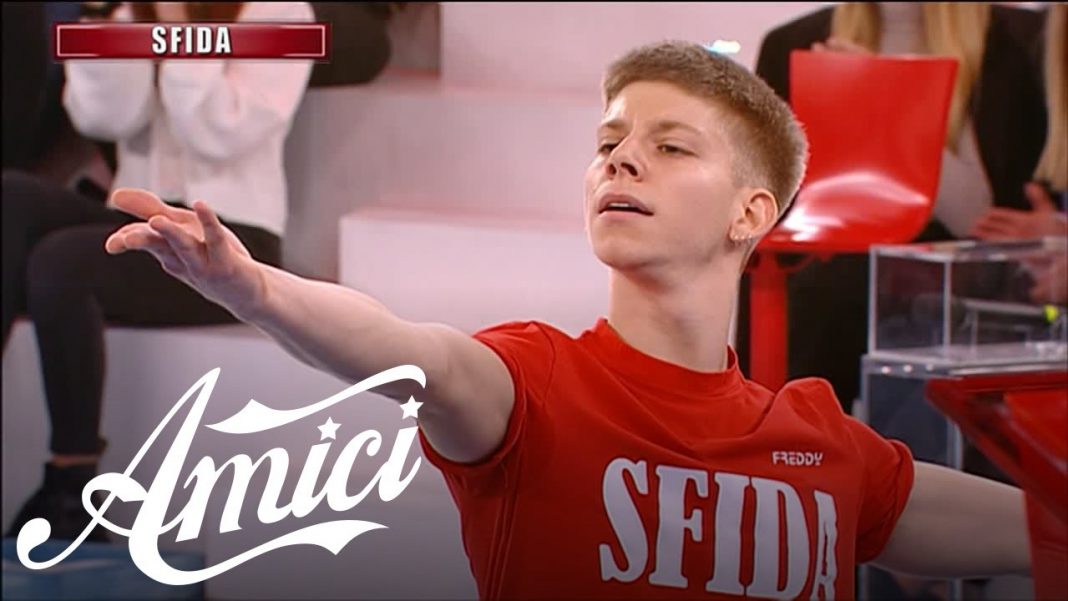 Amici, a Somma resta l’amaro in bocca: Guido applaudito ma eliminato