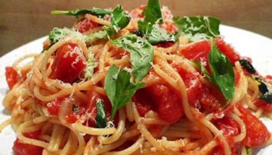 Le ricette di Biagio: spaghetti alla marinara. L’ “arecheta” è l’odore di Napoli”