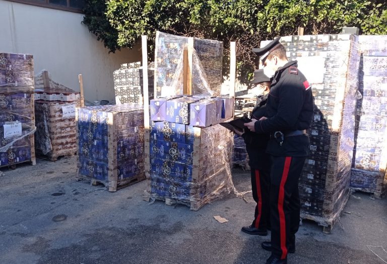 Rapinato carico di cialde di caffè da 20mila euro nel Nolano, carabinieri le trovano in un negozio all’ingrosso