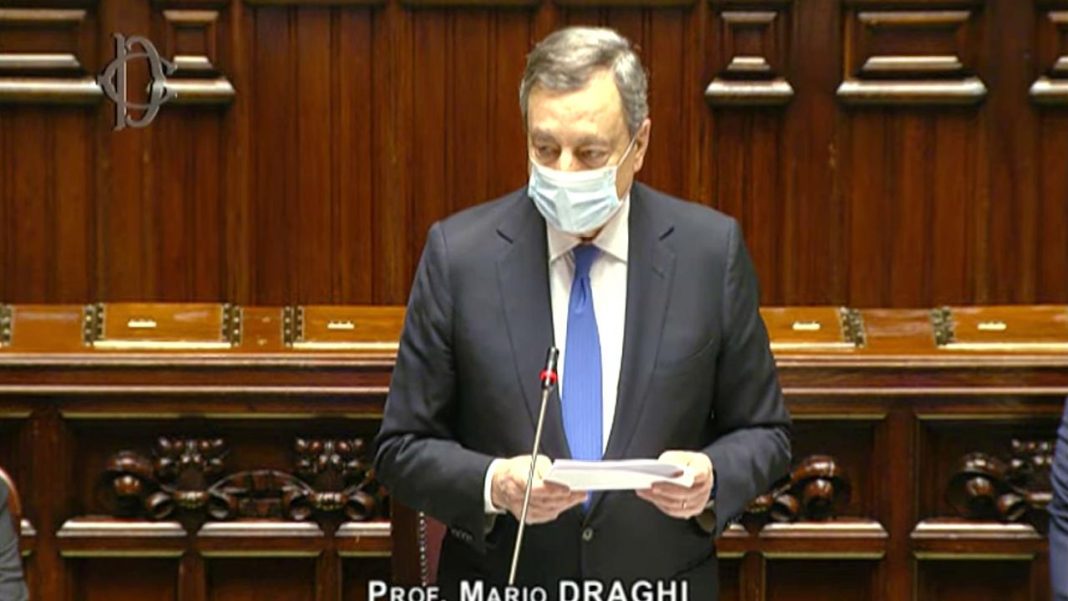 Decreto Omicron, le nuove misure: obbligo vaccinale per gli over 50 e nuove restrizioni