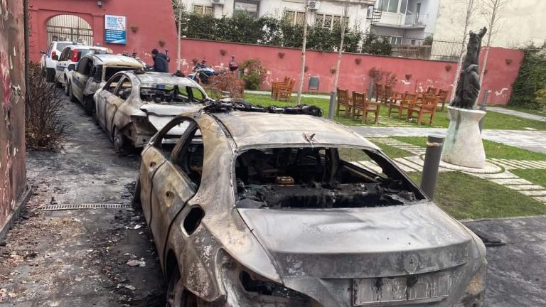 Raid di Pomigliano: le reazioni di Manfredi, Di Maio, Ciarambino, Buonajuto e Ruotolo