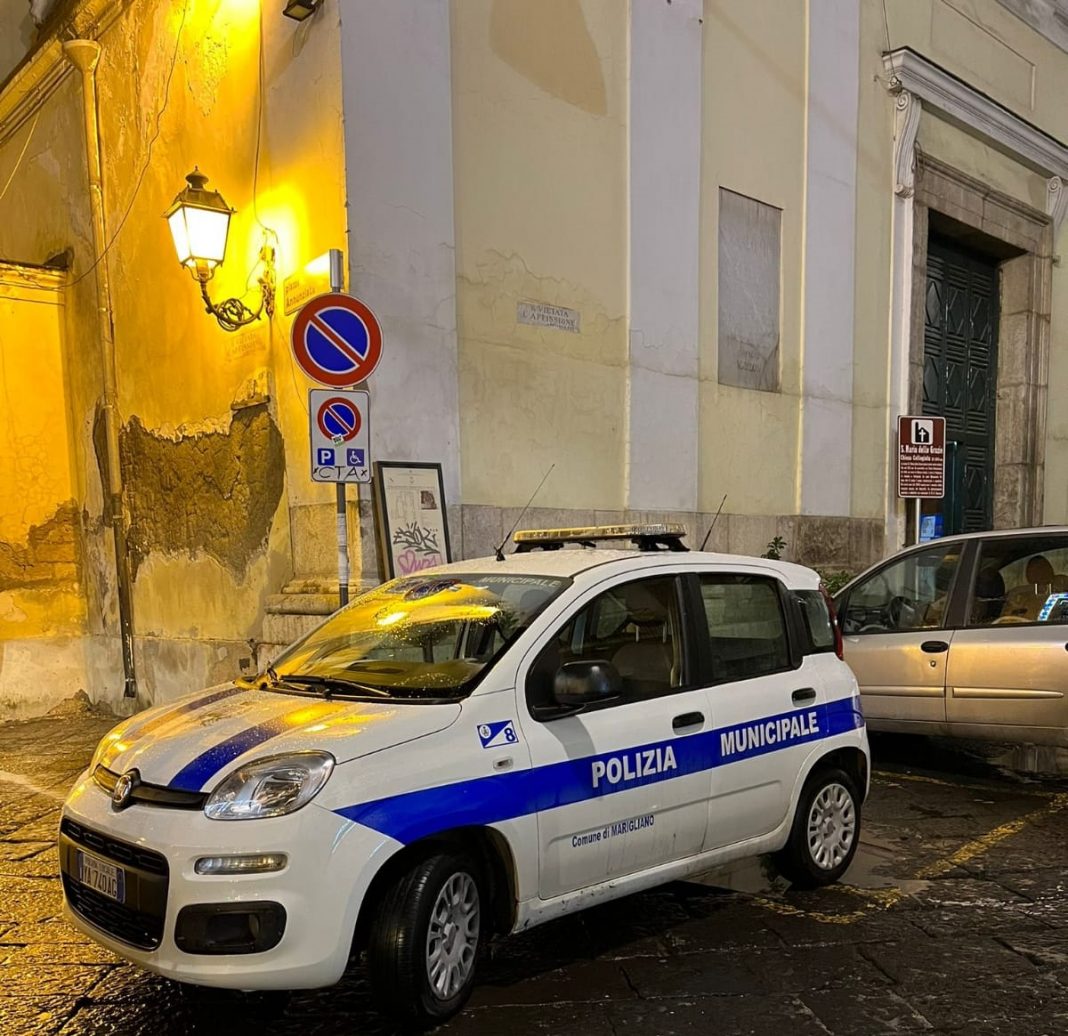 Tragedia a Marigliano, ciclista muore in strada