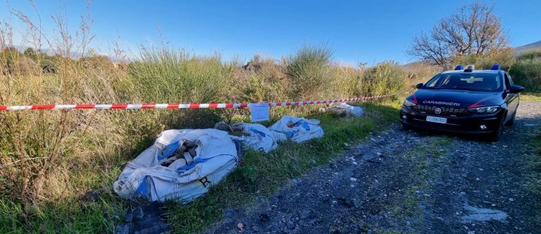 Il vulcano dei veleni: scoperte sei discariche abusive alle pendici del Vesuvio