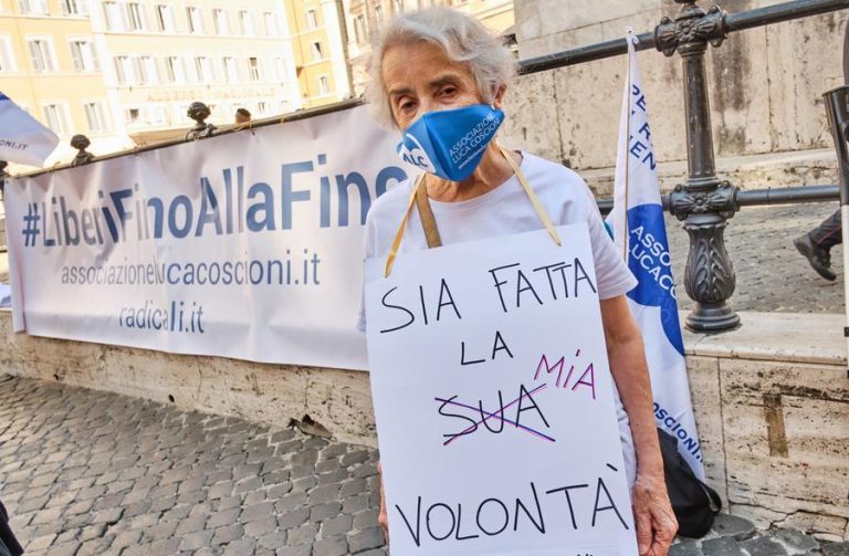 Scegliere la morte per evitare sofferenze intollerabili è un diritto inalienabile