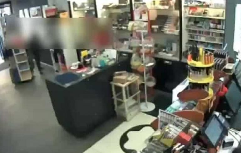 Camposano, picchia titolare del tabacchi per avere sigarette gratis: bloccato 38enne di Cicciano
