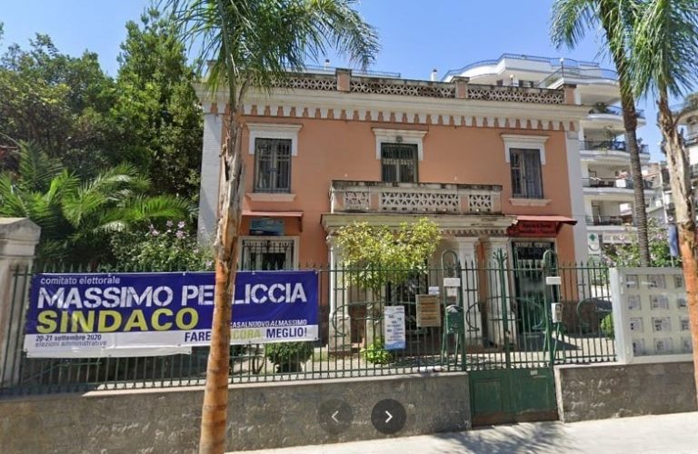 Casalnuovo, i costruttori radono al suolo villa Magda, esempio di stile Liberty