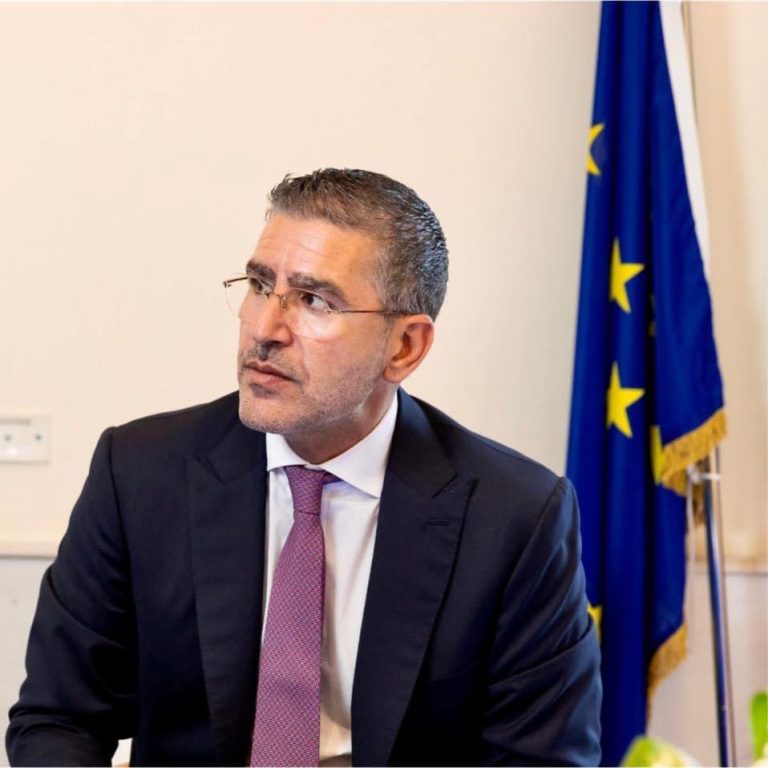 Acerra, indennità del presidente del consiglio all’istituto Munari