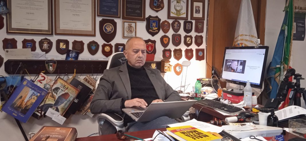 Il comandante della polizia municipale di Pomigliano, Luigi Maiello