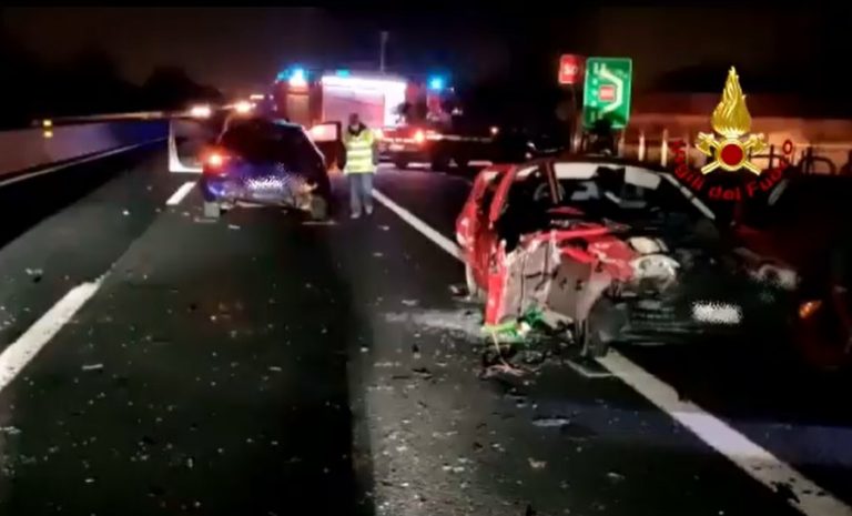 Somma sotto choc per coppia: 40enne morto in incidente, lei è grave