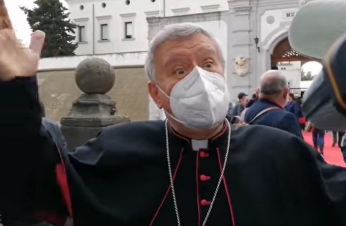 Il vescovo di Acerra ironico con De Luca_ Il vescovo di Acerra ironico con De Luca