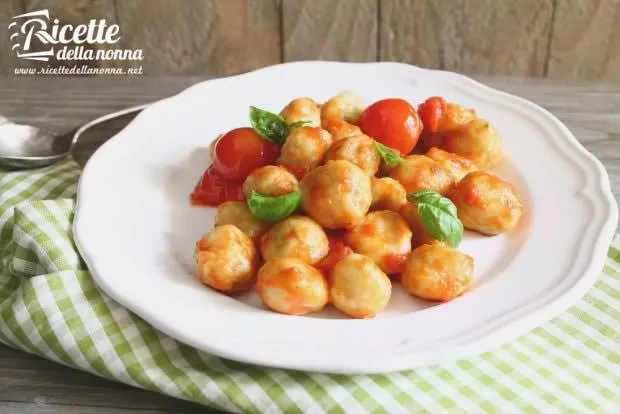 Le ricette di Biagio: gnocchi di pane. E penso alla “Gnoccolara” di Trinchera