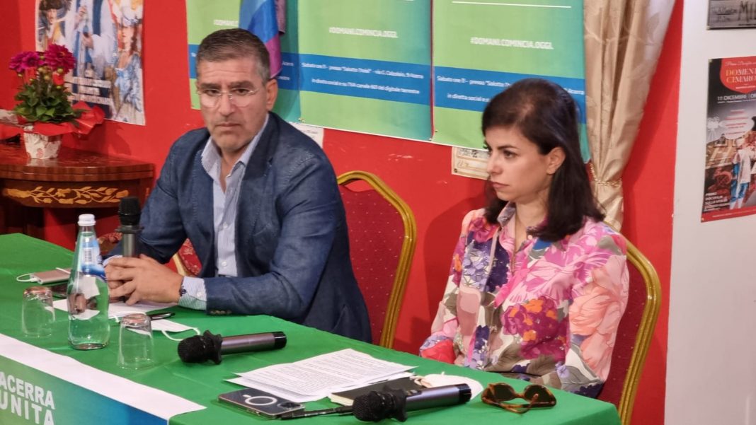 Acerra, presentata coalizione Pd-M5S: Piatto candidato sindaco e 11 liste