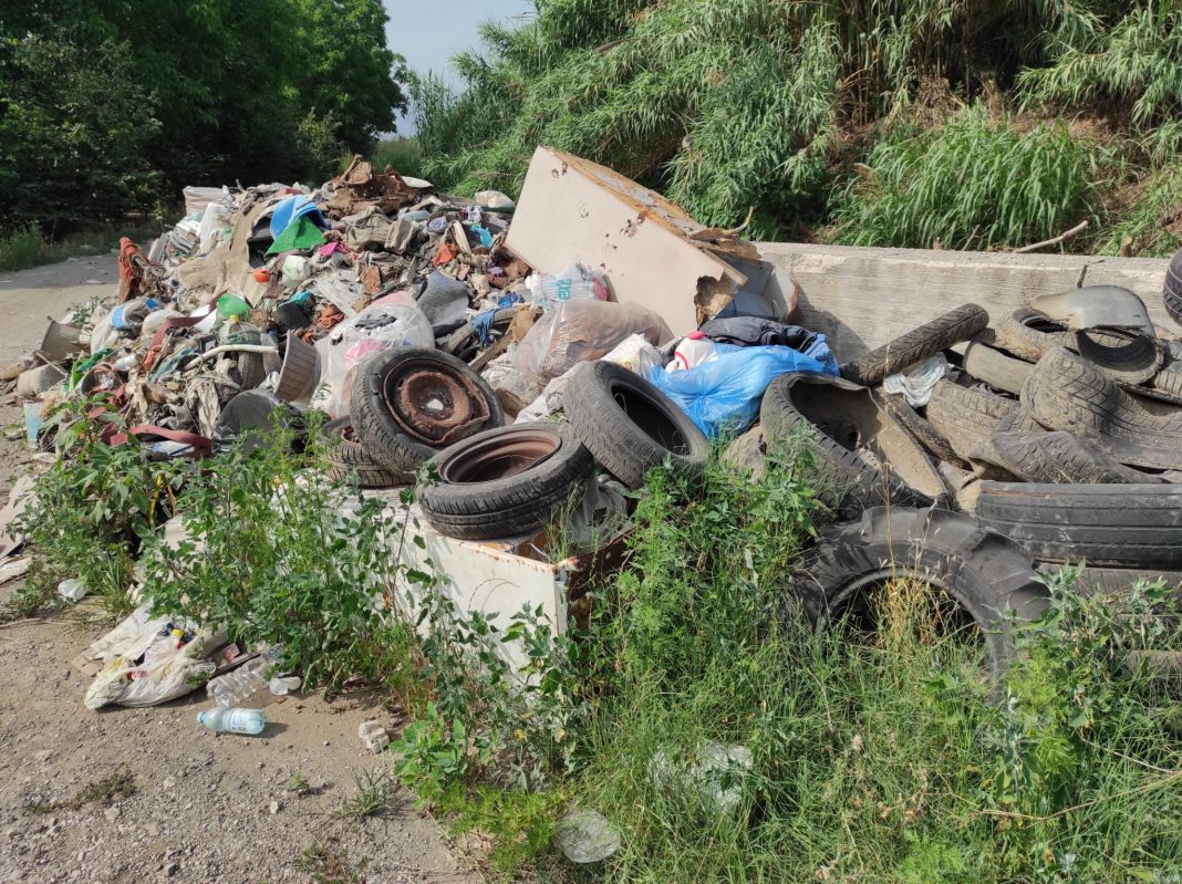 Nola, vigili scoprono bomba ecologica