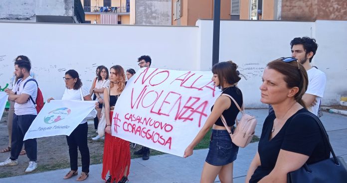Natscia Lipari alla manifestazione indettacontro la violenza a Casalnuovo